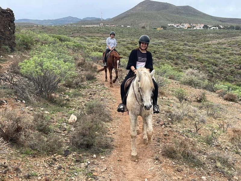 1 hour relaxing horse riding tour in Gran Canaria - What to Bring (and the One Outfit Rule)