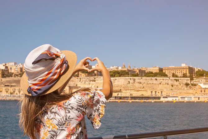 2-Day Hop-On Hop-Off Bus + Harbour Cruise Pass - Group size and the private activity perk