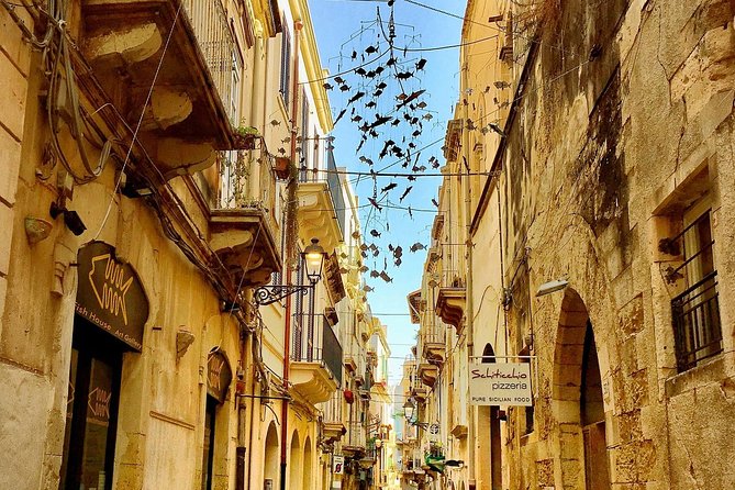 2 Hours Calessino/ Tuk tuk Tour to Syracuse and Ortigia Island - Key Things to Know Before You Go