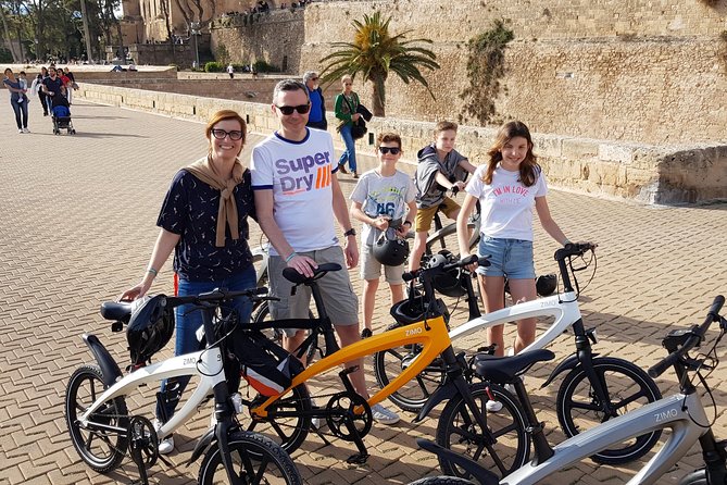 2 Hours E-Bike Tour in Palma - What guides like Juan and Mario do well on this route