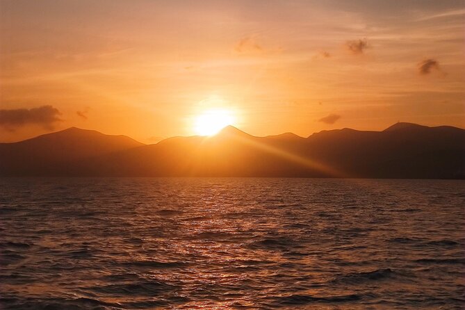2hrs Dolphins Sunset Sailing Cruise With Drink - Your 2-Hour Route: From Varadero Harbour Out to the Sunset