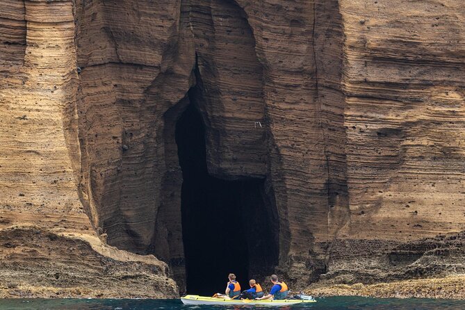 3 Hour Kayak Guided Tour in Islet of Vila Franca Do Campo - Should you book this kayak tour to Vila Franca do Campo?