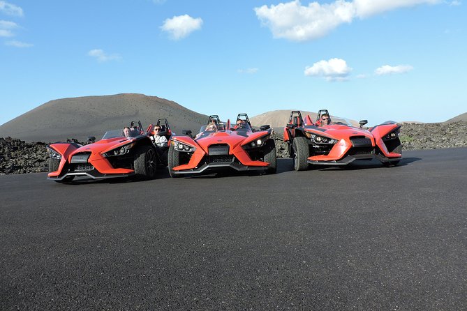 3 Hours Guided Tour with Polaris SLINGSHOT Around Lanzarote - Departures, meeting point, and how to plan your timing