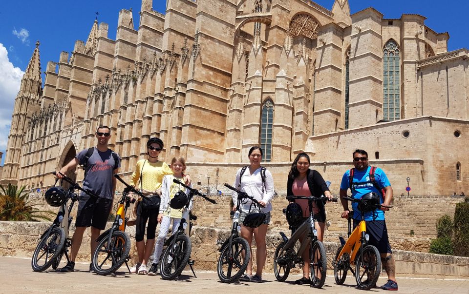 3 Hours Historic E-Bike Tour in Palma de Mallorca - Route Convenience: 15 km Without Feeling Like You’re Done After