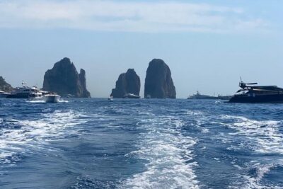 3 Hours Private Boat Tour of Capri with Pasta and Prosecco - Entering Capri’s Famous Caves: White Grotta and Grotta Rossa