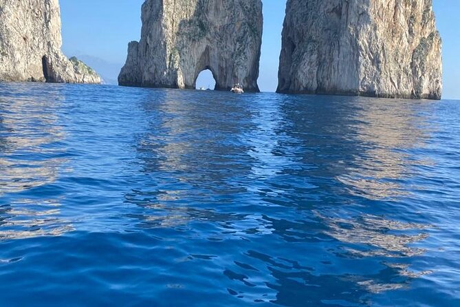 3 Hours Private Boat Tour of Capri with Pasta and Prosecco - Green Grotto and Punta Carena: Finishing on a High Note