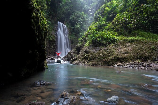 3-in-1 Monteverde Cloud Forest Waterfalls, Wild Trekking and Horseback Riding - Key points to know before you go