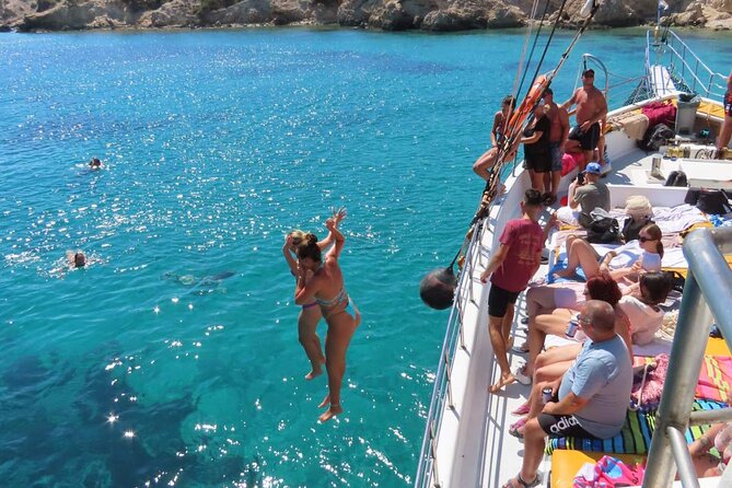 3 Island Cruise Tour in Kos Island with Personalized Audio Guide - Stop 3: Pserimos beach break, souvenir browsing, and a small church