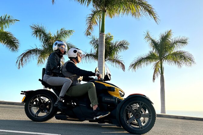 3 wheels motorcycle Coast Tour - Ryker - Gran Canaria Maspalomas - Hitting the coastal curves on a Can-Am Ryker