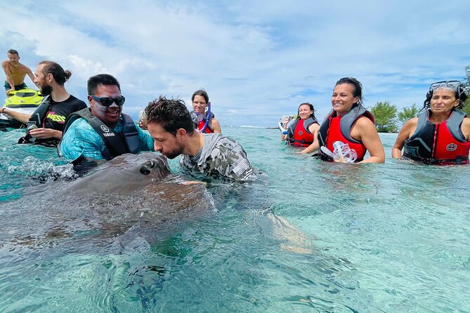 3H Jet Ski Tour to Discover Moorea - ‘Ātihā for Marine Fauna and Quick Photo Moments