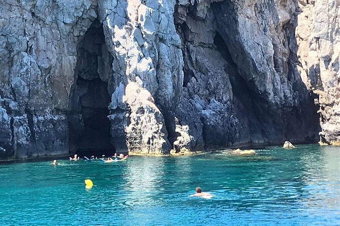 4 Hour Beach Tour with Meal and Unlimited Drinks in Rhodes - Who Should Book This 4-Hour Beach Tour