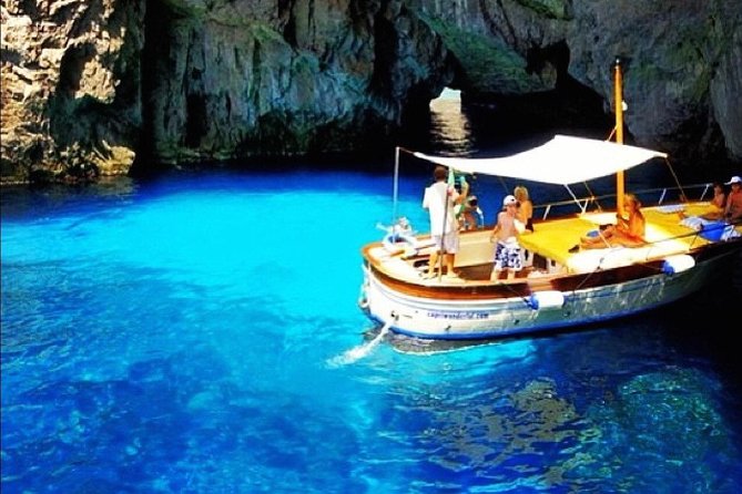 4 Hour Boat Tour To Discover Capri - Quick hits before you go
