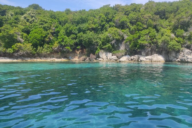 4-Hour Private Boat Tour in Corfu - Snacks, Drinks, and the Bluetooth Speaker Set-Up