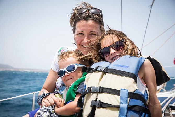 4h - Extended Private Sailing Tour around the Lobos Island - Private 4-hour sailing around Los Lobos: what you’re really buying