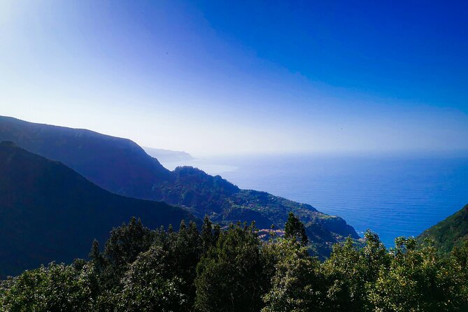 4x4 Jeep Tour to East & Northeast of Madeira - Miradouro do Guindaste sky-glass: north-coast views from Faial