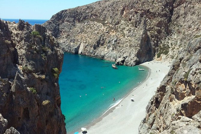 4x4 Safari Tour South Crete Agiofarago Matala - Sivas village lunch: a real traditional meal and Cretan wine break