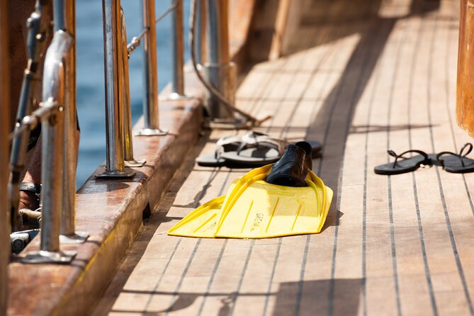 8-day/7-night Zante Cruise - Day 3 on Kefalonia: Fiskardo’s beaches, cafes, and seafood day