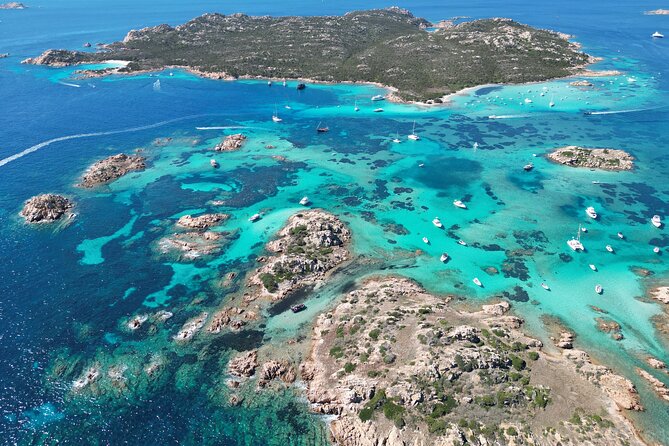 8-hour tour of the La Maddalena Archipelago Ponte VIP - La Maddalena historic center: the only town worth pausing for
