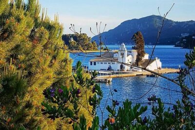 Achilleion Palace and Corfu Old Town Tour - Achilleion Palace Gardens and Empress Elisabeth: What You’ll Actually See