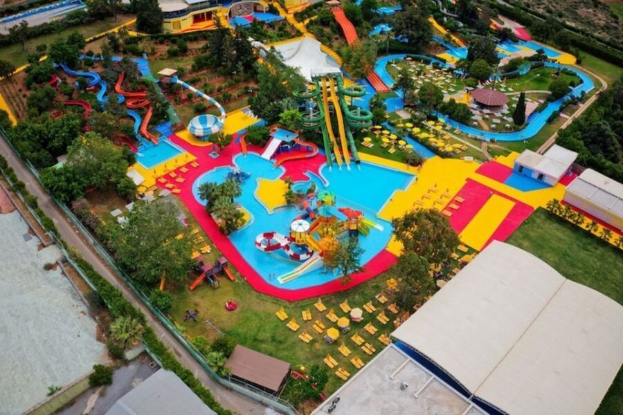 Acqua Plus Water Park Admission with Optional Transfer - Cleanliness, Lifeguards, and Medical Coverage: Safety You Can Feel