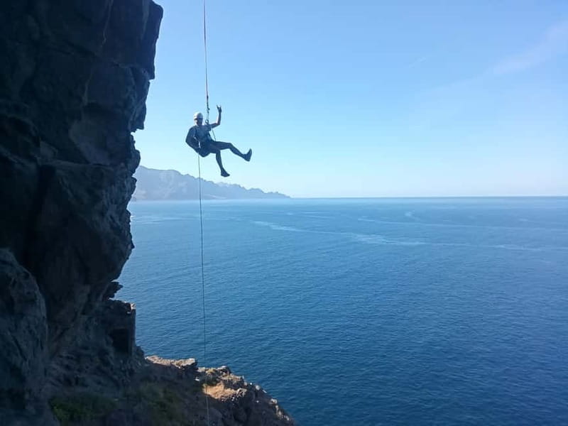 Agaete: Gran Canaria Coasteering. Marine Ferrata and Zipline - The 5-hour route: from COMSILIENCE to wild coast finishes