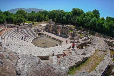 Albanian Adventure Day Trip from Corfu - The day at a glance: ferry crossing, Sarandë time, and optional Butrint