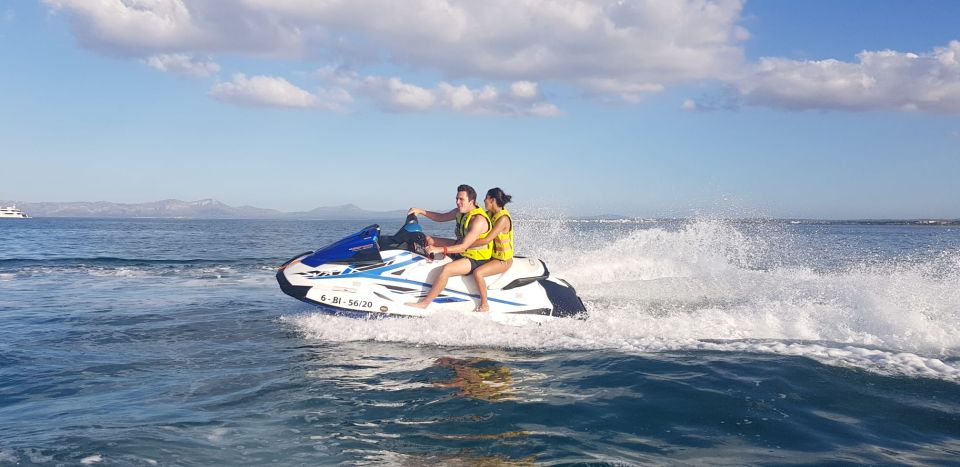 Alcudia: 30-Minute Jet Ski Adventure for Beginners & Photos - Who This Jet Ski Ride Suits Best (and Who Should Skip It)