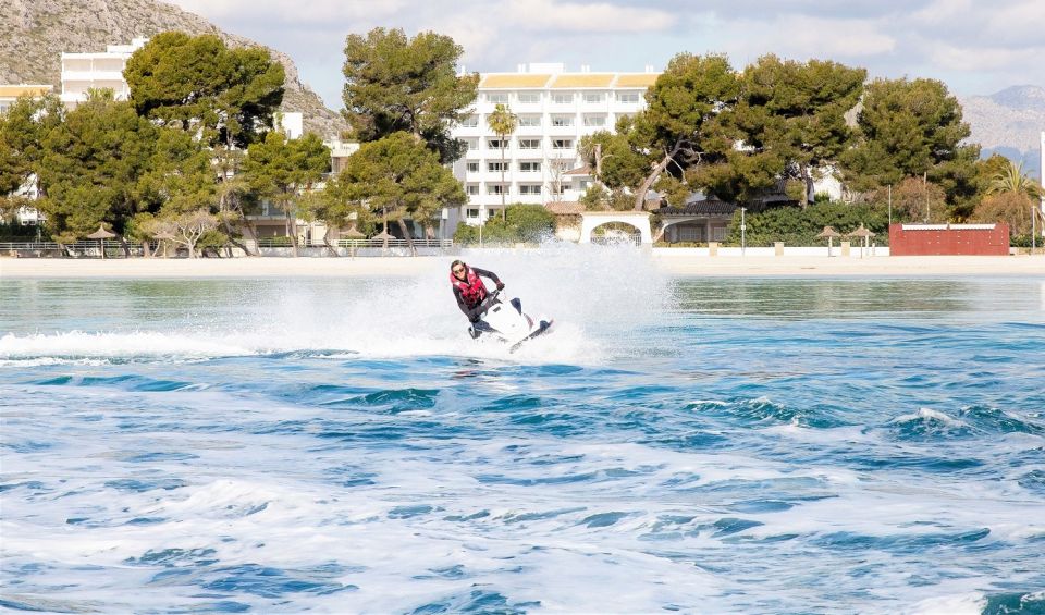 Alcudia: 30-Minute Jet Ski Adventure for Beginners & Photos - Where You Meet: Getting Ready at Alcudiajets (and What Happens Next)