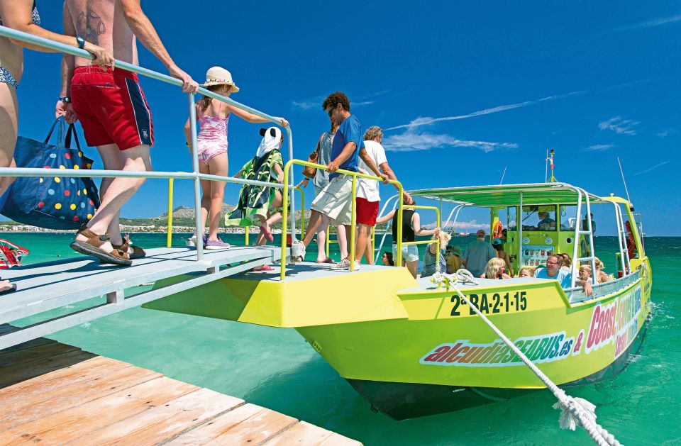 Alcudia: Caves & Coastline Boat Trip w/ Snorkelling - Crew, Onboard Comfort, and Group Size Reality