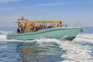 Alcudia: Coll Baix Beach & Sea Caves Cruise with Snorkeling - Sailing Toward Coll Baix: The Calm Part Before the Fun