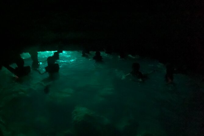 Alcudia: Guided Sea Kayaking & snorkelling Tour (day & sunset) - Guides, Group Size, and the Small-Group Advantage