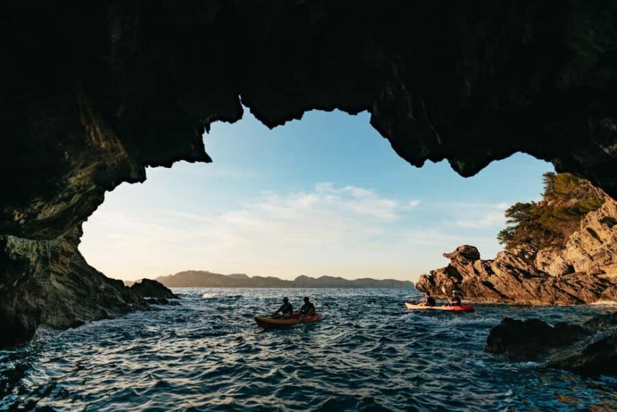 Alcudia: Guided Sea Kayaking Tour with Snorkeling - Who should book this Alcúdia sea kayaking + snorkeling tour