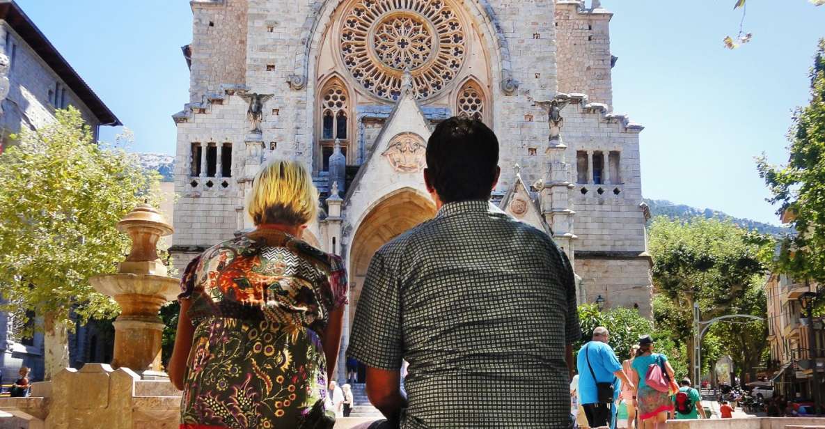 Alcudia/Marratxi: Valldemossa & Soller Tour by Tram & Bus - Soller Valley First Stop: Old Town Sights and Easy Free Time