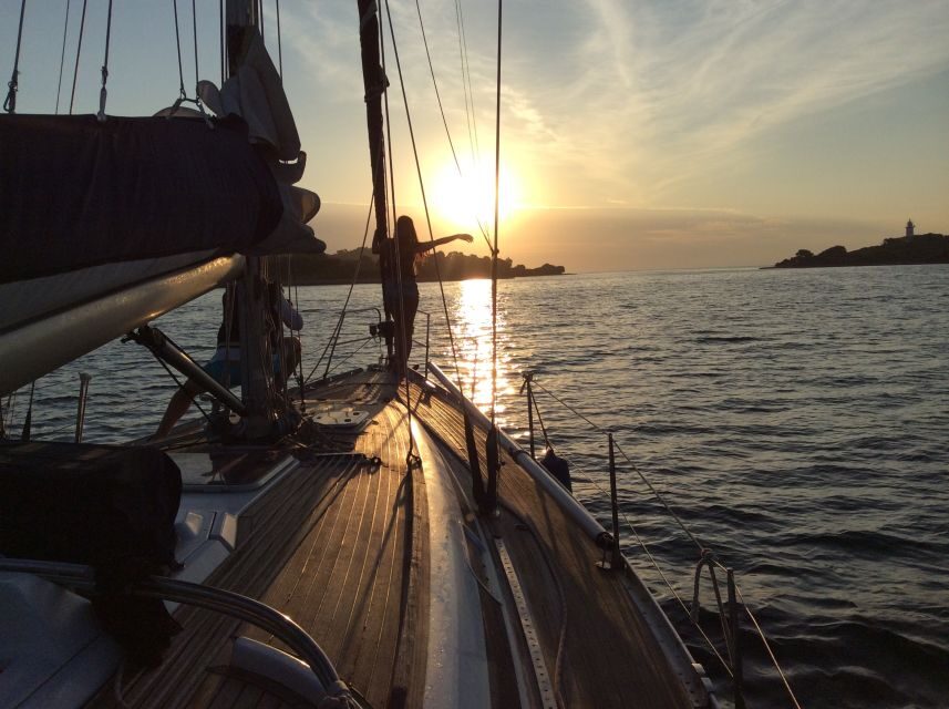 Alcudia: Sailing Yacht Excursion with Wine & Tapas - Should You Book This Sailing Yacht Excursion From Alcúdia?