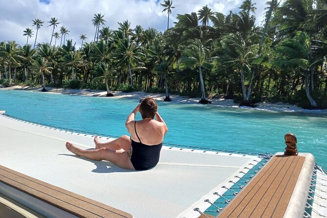 Apetahi day trip around Raiatea on a modern outrigger canoe - Lunch by the water and the snack setup that keeps the day easy