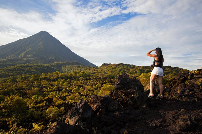Arenal Volcano Hike Expedition with Optional Hot Springs - Meeting point energy: included transport + attentive guidance