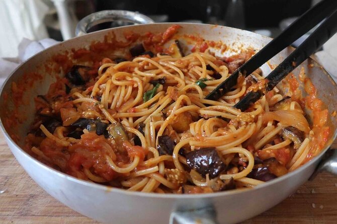 At Casa Di Cilla - Choosing your Sicilian menu at the stalls (and why it matters)