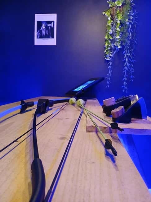 AXE THROWING TENERIFE - Axe Throwing Tenerife: The family-friendly thrill that doesn’t feel childish