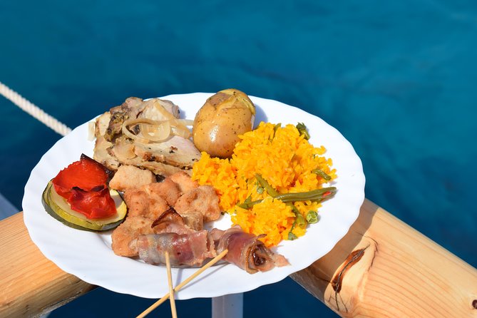Barca Samba: The best boat experience in Mallorca - Cala Brava and Cap Rocat: Your Main Swim Jump Stop
