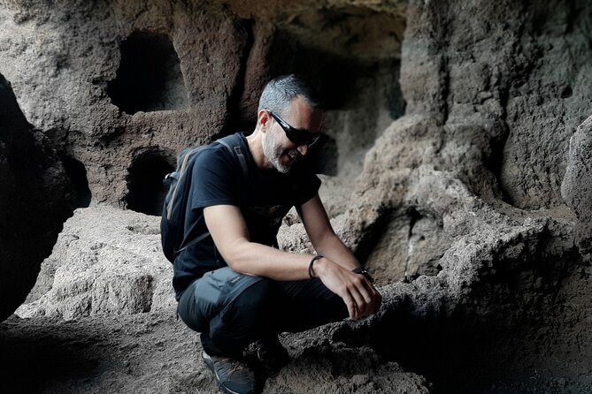 Barranco de las Vacas, caves & village by Sky Rebels local guides - Temisas village finish: Agüimes municipality life away from the crowds