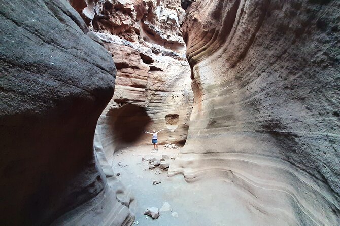Barranco de las Vacas, caves & village by Sky Rebels local guides - What’s included (and what to pack) for a smooth 4-hour morning