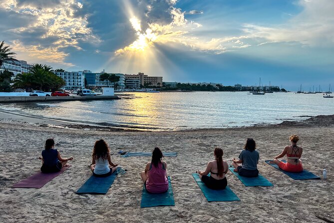 Beach Yoga San Antonio Ibiza - Beach Yoga San Antonio Ibiza: what makes it different on a real vacation day