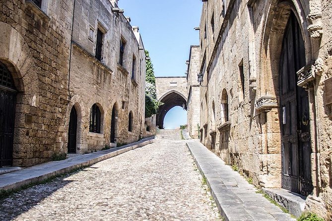Best of RHODES and LINDOS Private Tour - Mandraki Harbour and the Church of the Annunciation: short stops that add up