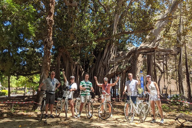 Bike tour of the historic center of Palermo with tasting - Porta Nuova: a city gate that frames the old center