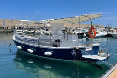 Boat excursion along the coast of Cefalù - How the Coast Cruise Actually Feels in Real Time