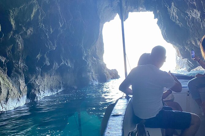 Boat tour Ortigia and Syracuse sea caves - Swimming and Sea-Spray Reality Check