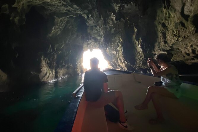 Boat tour Ortigia, sea caves and Pillirina 2h - Ortigia and Syracuse’s natural harbor: seeing the city from the “right side”