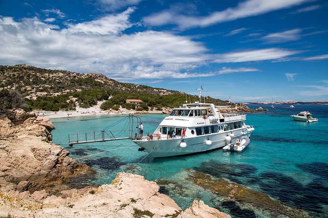Boat trip La Maddalena Archipelago - Departure from Palau - Palau departure: what to expect before the boat even leaves
