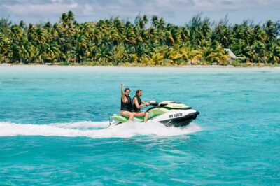 Bora Bora Jet Ski Tour - The Coconut-Husking Demo on a Motu: Culture With a Purpose