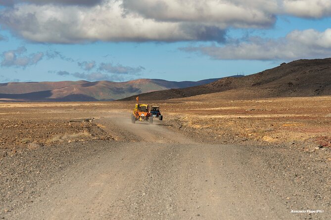 Buggy Safari in Caleta de Fuste - Entering the route: Caleta de Fuste briefing and security rules